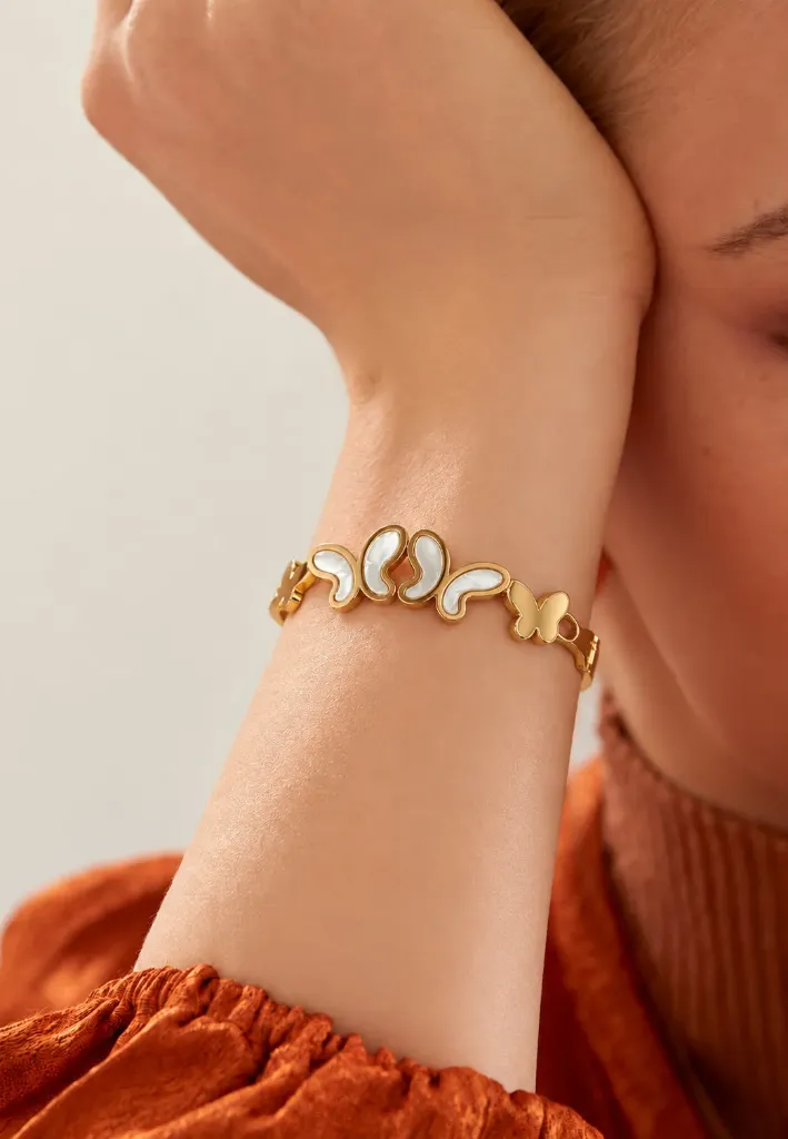 [R 004] Luxury Bracelet