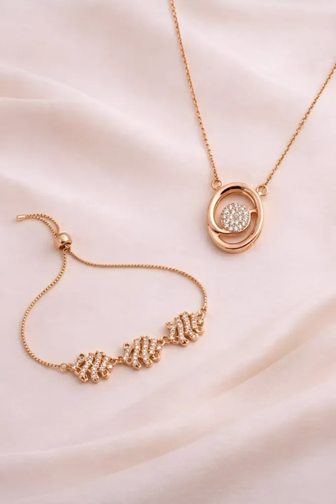 Pendant Necklace with Crystal Bracelet Set